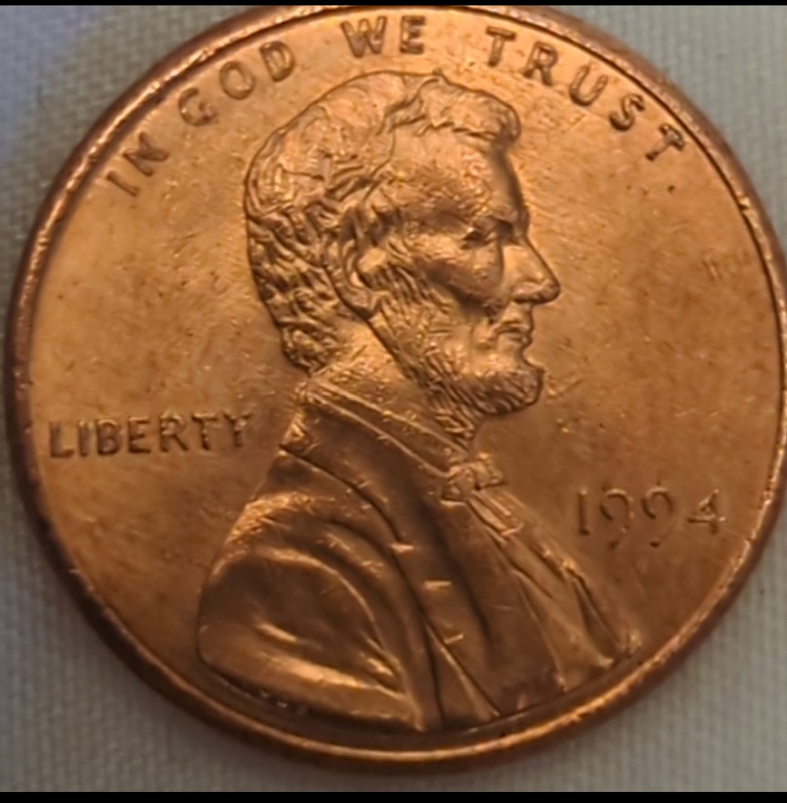 1994-Penny-Looks-Strange-To-Me.-Letters-Missing-On-Obverse